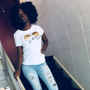 Meet your Posher, Fatima